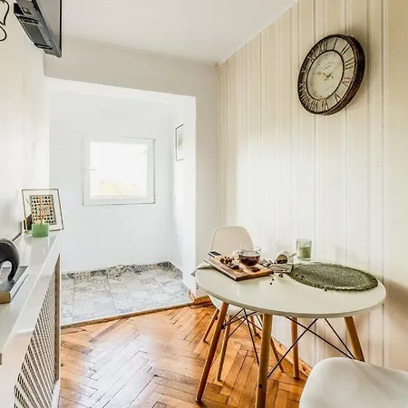 The Moonlit - M&n Апартаменты